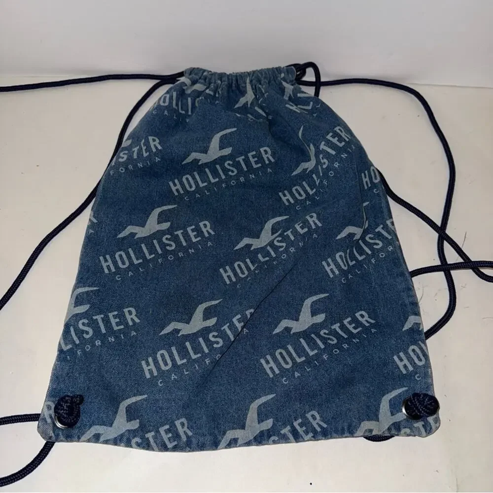 Hollister casual versatile